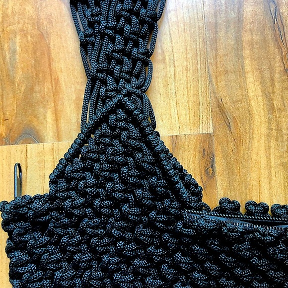 Crochet black purse - Picture 4 of 9